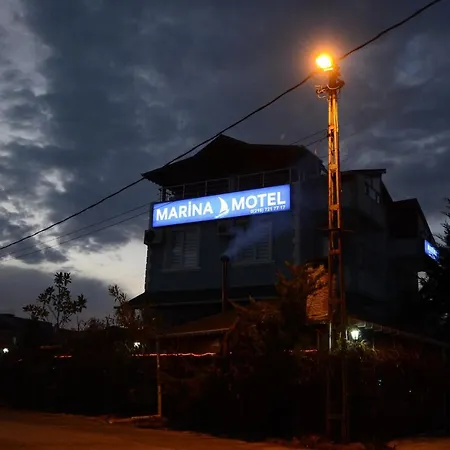 Marina Agva فندق